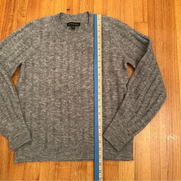 Banana Republic Sweater Womens Sz XS Gray Crew Neck Wool Alpaca blended(n3 - Picture 9 of 9